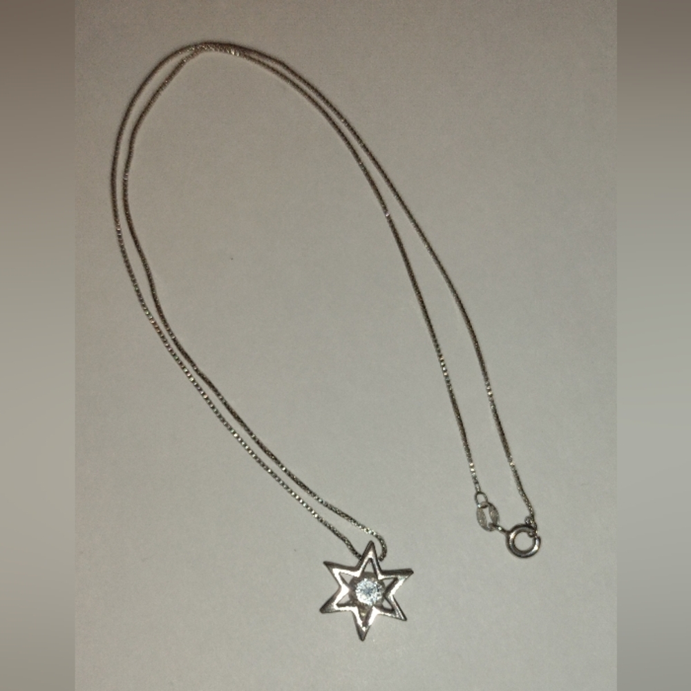 Silver Star Pendant Necklace - Picture 4 of 6